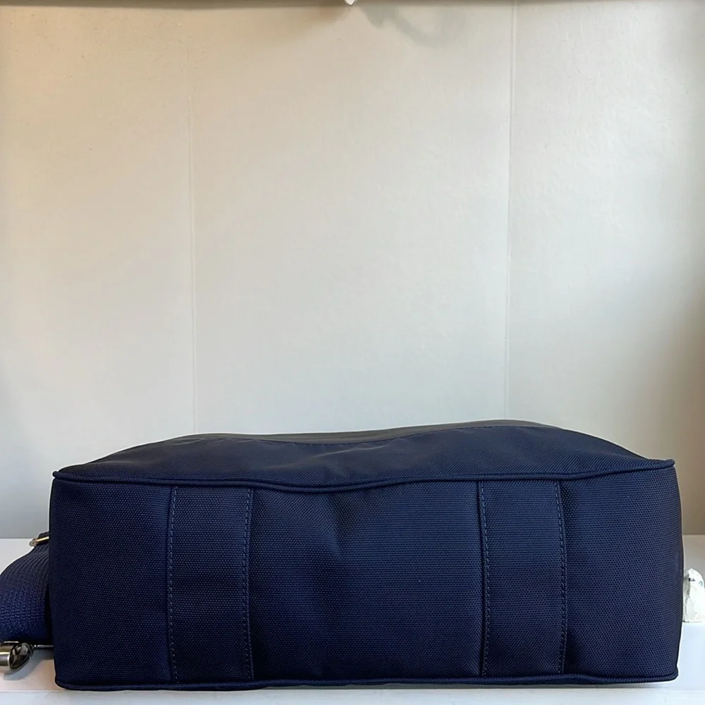 Lands’ End Men’s Leather Shopper Tote